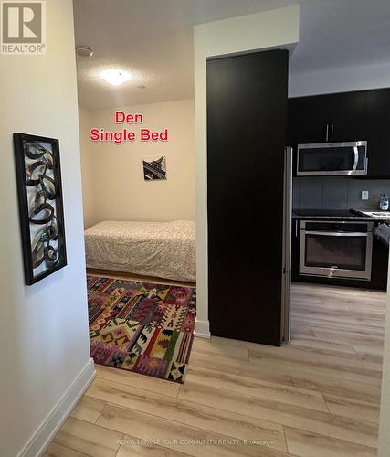 515B - 9600 YONGE STREET , Richmond Hill, Ontario L4C 0X3 5