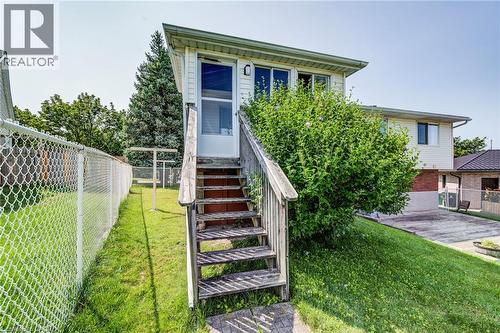 185 Blackwell Drive, Kitchener, ON - Outdoor