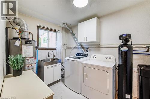 185 Blackwell Drive, Kitchener, ON - Indoor Photo Showing Laundry Room