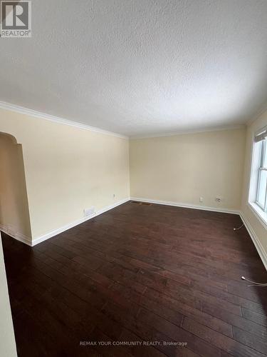 UPPER - 233 BETA STREET , Toronto, Ontario M8W 4H7 3