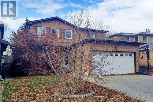 52 MCCALLUM DRIVE  Richmond Hill, ON L4C 7S8