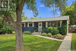 116 McMaster CRESCENT  Saskatoon, SK S7H 4E2