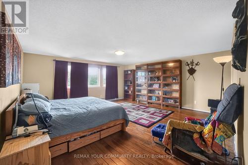 79 Westhampton Drive, Vaughan, ON - Indoor Photo Showing Bedroom