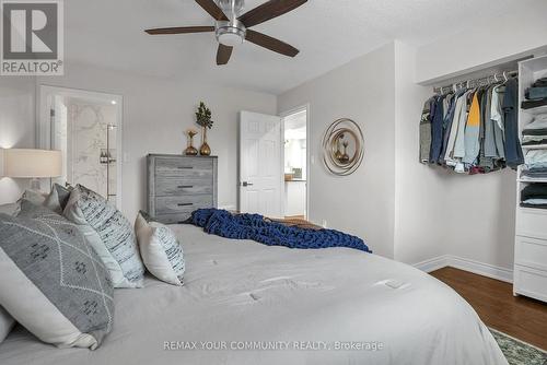 92 Sandringham Drive, Barrie, ON - Indoor Photo Showing Bedroom