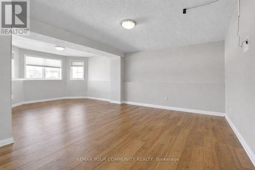 92 Sandringham Drive, Barrie, ON - Indoor Photo Showing Other Room