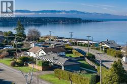 245 Elizabeth Ave  Qualicum Beach, BC V9K 1G8