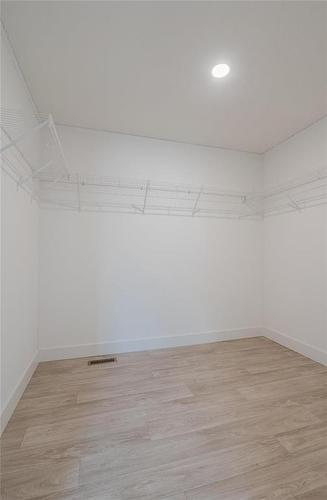 130 Prairie Oak Drive, Mitchell, MB - Indoor With Storage
