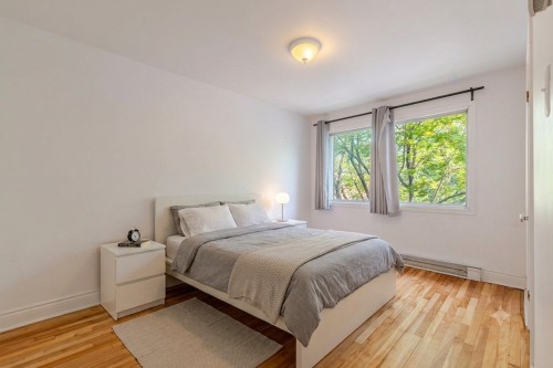 Master Bedroom - 2122 Rue St-Donat, Montréal (Mercier/Hochelaga-Maisonneuve), QC - Indoor Photo Showing Bedroom