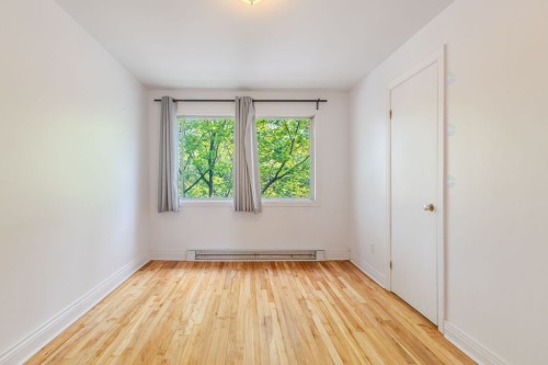 Master Bedroom - 2122 Rue St-Donat, Montréal (Mercier/Hochelaga-Maisonneuve), QC - Indoor Photo Showing Other Room