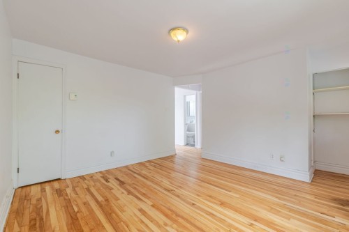 Living Room - 2122 Rue St-Donat, Montréal (Mercier/Hochelaga-Maisonneuve), QC - Indoor Photo Showing Other Room