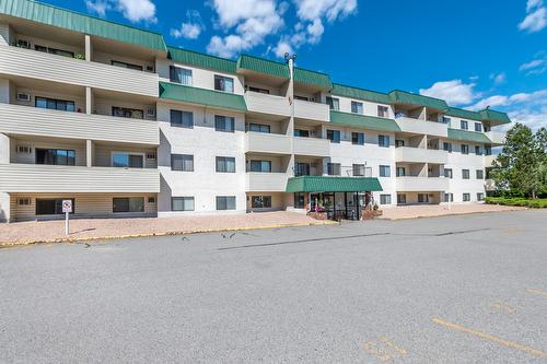 416-150 Skaha Place  Penticton, BC V2A 7K1