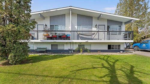 600 - 602 Rutland Road, Kelowna, BC - Outdoor With Deck Patio Veranda
