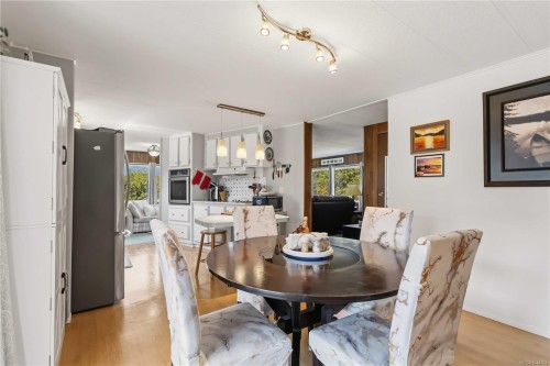 #6-158 Cooper Rd, View Royal, BC 