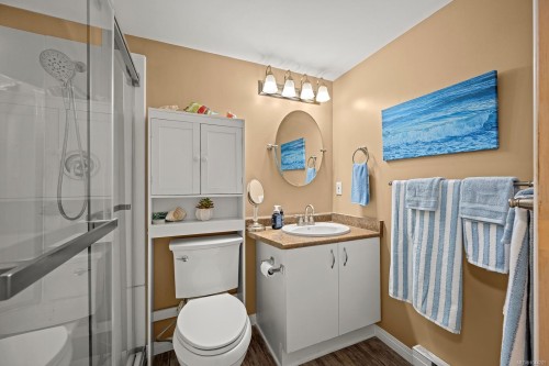 #203B-698 Aspen Rd, Comox, BC - Indoor Photo Showing Bathroom