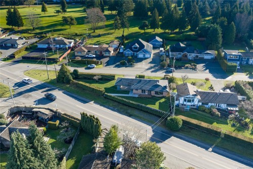 245 Elizabeth Ave, Qualicum Beach, BC 