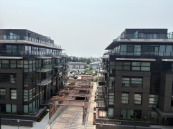 406-1606 Charles Street Whitby, ON L1N 0P1