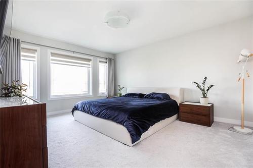 71 Lake Bend Rd, Winnipeg, MB - Indoor Photo Showing Bedroom