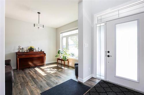 71 Lake Bend Rd, Winnipeg, MB - Indoor Photo Showing Other Room