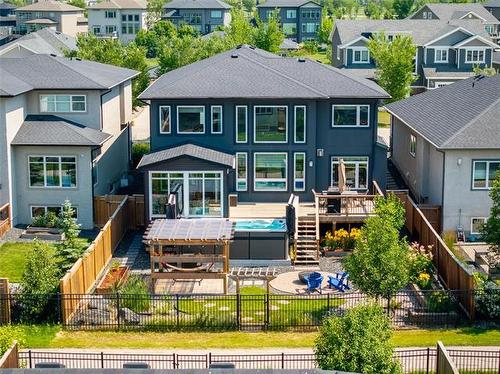 71 Lake Bend Rd, Winnipeg, MB - Outdoor