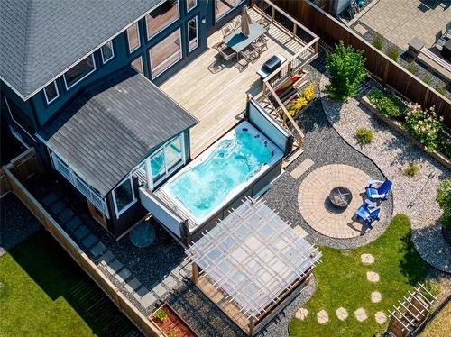 71 Lake Bend Rd, Winnipeg, MB - Outdoor