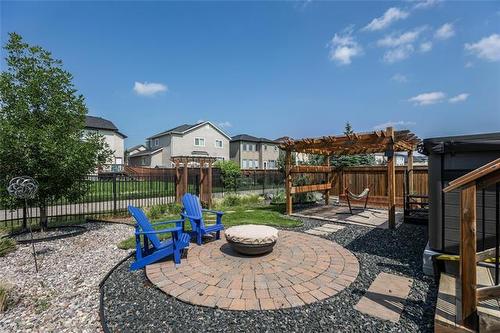 71 Lake Bend Rd, Winnipeg, MB - Outdoor