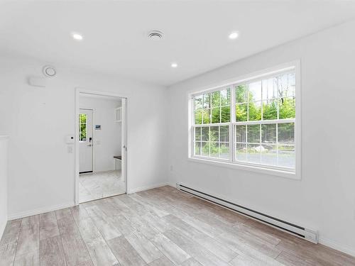 181 Timberland Road, South Range, NS - Indoor Photo Showing Other Room