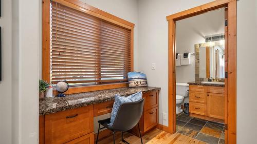 1802 Greywolf Drive, Panorama, BC - Indoor Photo Showing Office