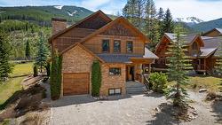 1802 GREYWOLF Drive  Panorama, BC V0A 1T0