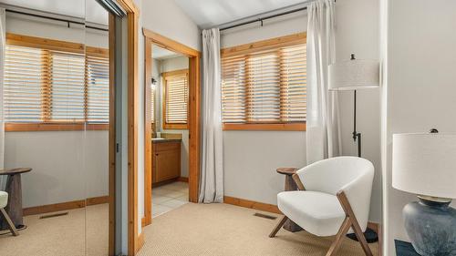 1802 Greywolf Drive, Panorama, BC - Indoor Photo Showing Other Room