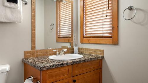 1802 Greywolf Drive, Panorama, BC - Indoor Photo Showing Bathroom