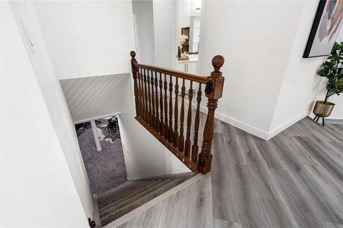 26 Denman Cr, Winnipeg, MB - Indoor Photo Showing Other Room