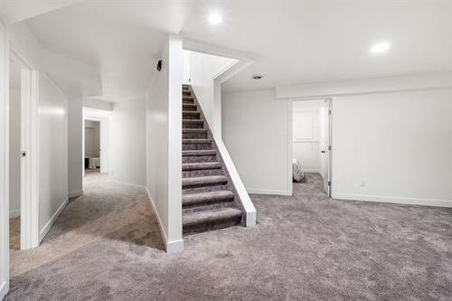 26 Denman Cr, Winnipeg, MB - Indoor Photo Showing Other Room