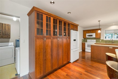 66 Oregon Rd, Campbell River, BC 