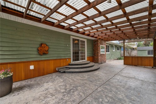 66 Oregon Rd, Campbell River, BC 