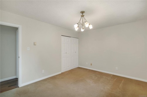 66 Oregon Rd, Campbell River, BC 