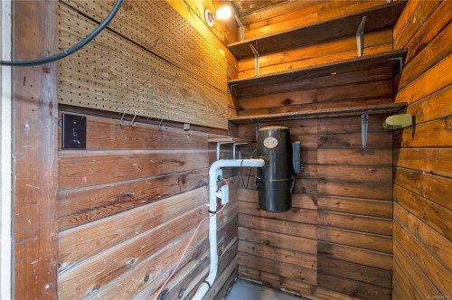66 Oregon Rd, Campbell River, BC 