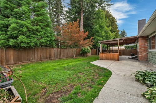 66 Oregon Rd, Campbell River, BC 