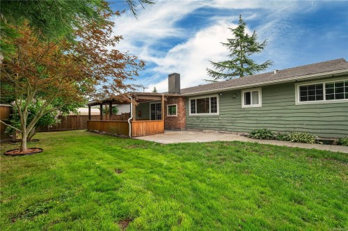 66 Oregon Rd, Campbell River, BC 