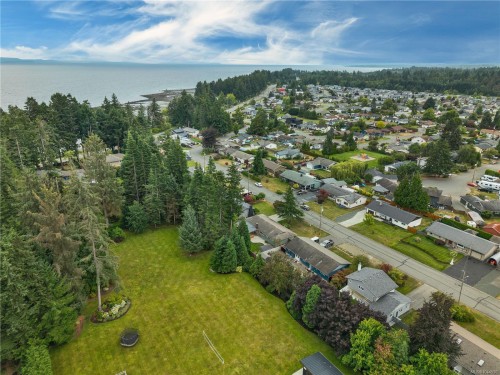 66 Oregon Rd, Campbell River, BC 