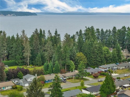 66 Oregon Rd, Campbell River, BC 