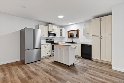 2129 Blue Jay Pl, Courtenay, BC 