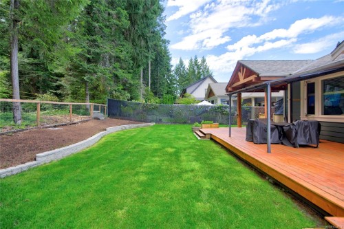 2129 Blue Jay Pl, Courtenay, BC 