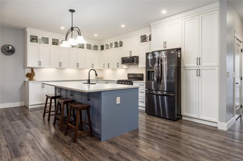 2129 Blue Jay Pl, Courtenay, BC 