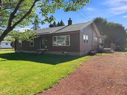 119 Pier Road  Parrsboro, NS B0M 1S0