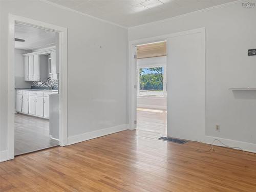 119 Pier Road, Parrsboro, NS - Indoor Photo Showing Other Room