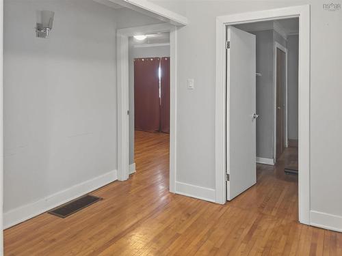 119 Pier Road, Parrsboro, NS - Indoor Photo Showing Other Room