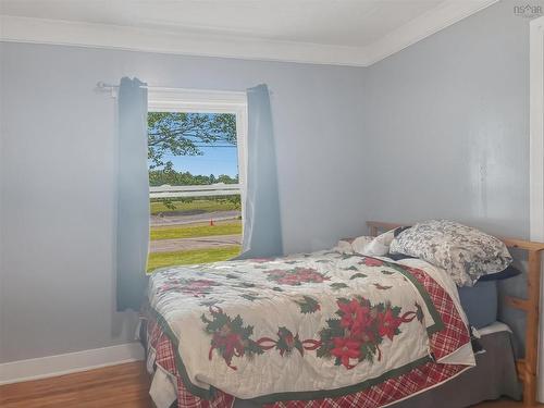 119 Pier Road, Parrsboro, NS - Indoor Photo Showing Bedroom