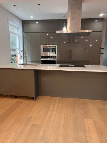 Kitchen - 6439 Av. Des Érables, Montréal (Rosemont/La Petite-Patrie), QC - Indoor Photo Showing Kitchen With Upgraded Kitchen