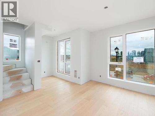 1-244 Witch Hazel Drive, Whitehorse, YT - Indoor Photo Showing Other Room