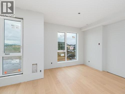 1-244 Witch Hazel Drive, Whitehorse, YT - Indoor Photo Showing Other Room